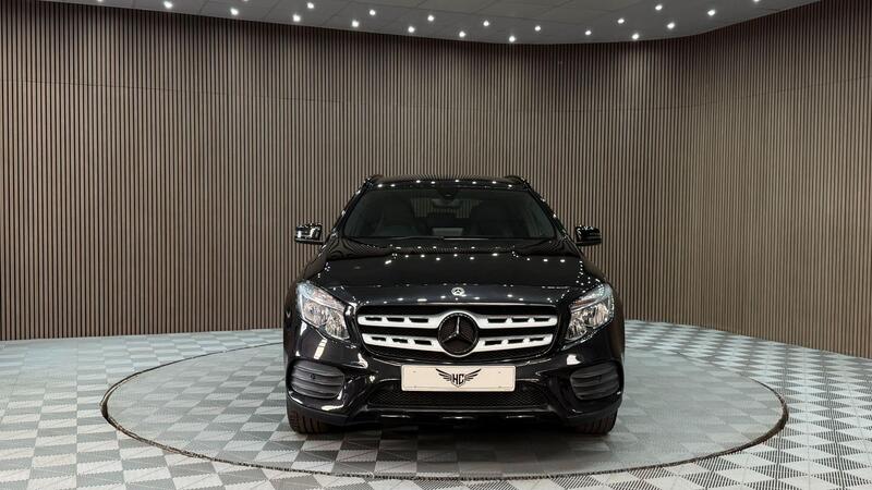 Mercedes-Benz GLA view 5