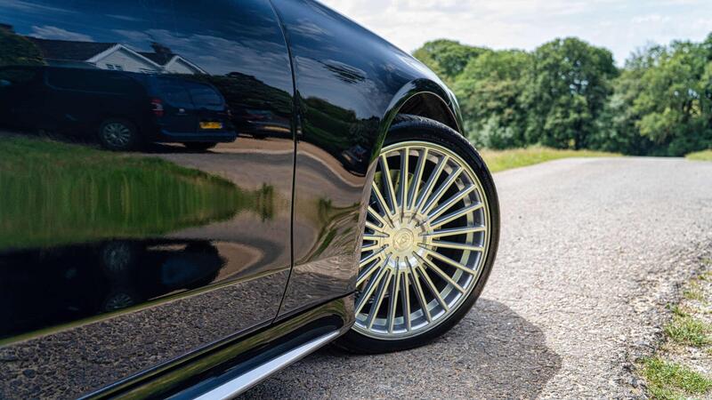 Mercedes-Benz S-Class view 7