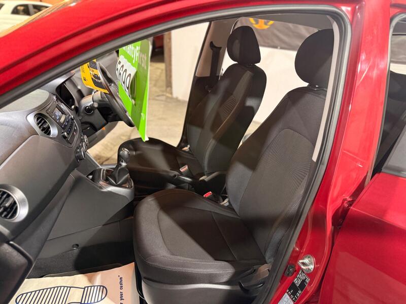 2017 Hyundai i10 — photo 22
