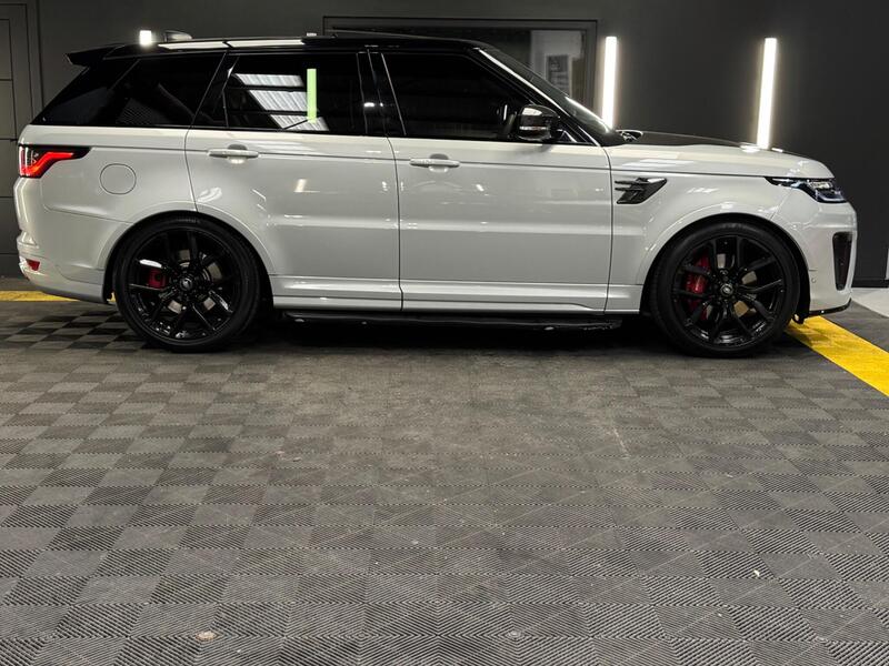 Land Rover Range Rover Sport view 5
