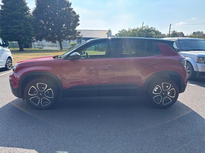 Jeep Avenger view 4