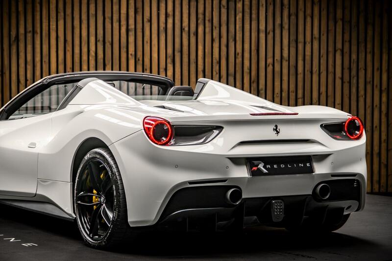 Ferrari 488 view 3