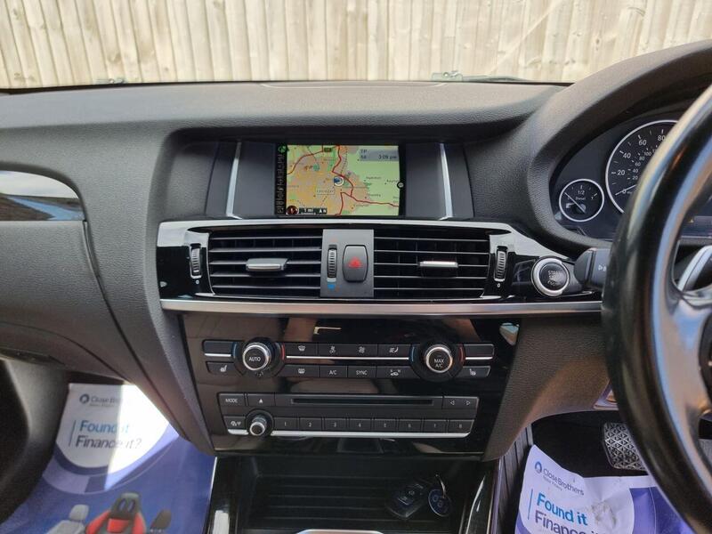 BMW X3 view 6
