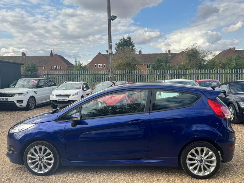 Ford Fiesta view 6