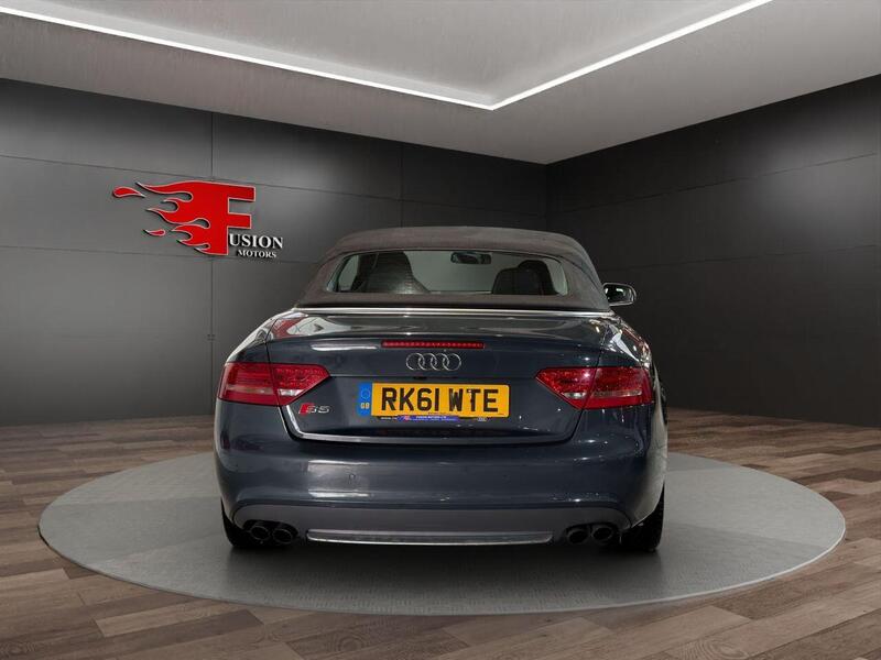 Audi Cabriolet view 6