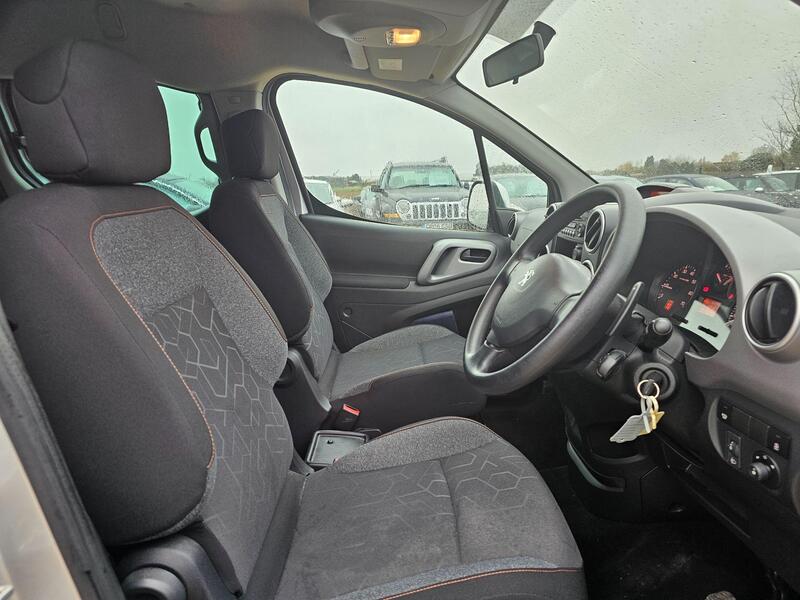 Peugeot Partner Tepee view 7