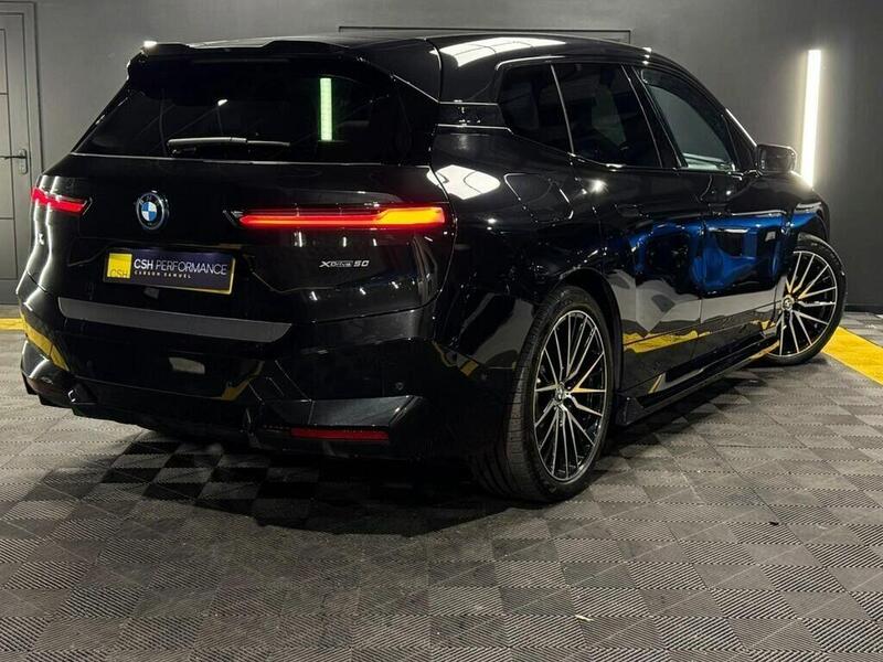 BMW Ix view 6