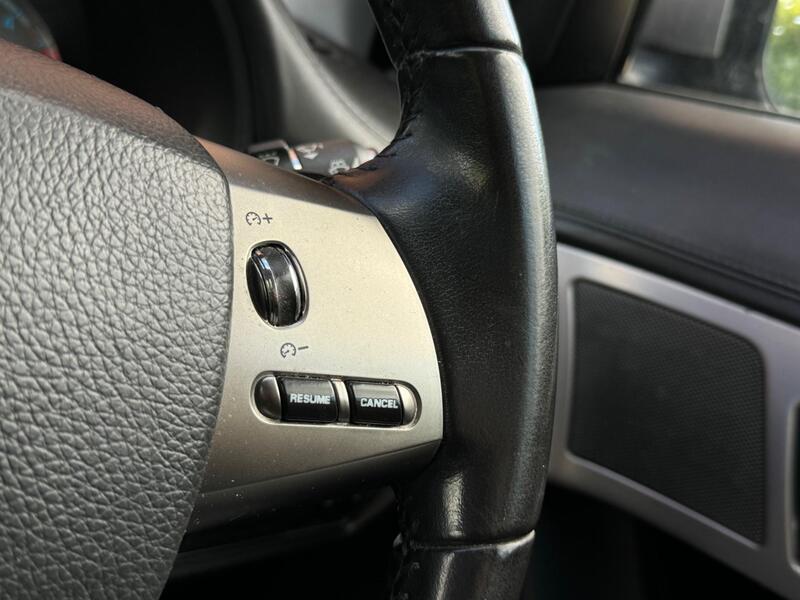 Jaguar XF view 30