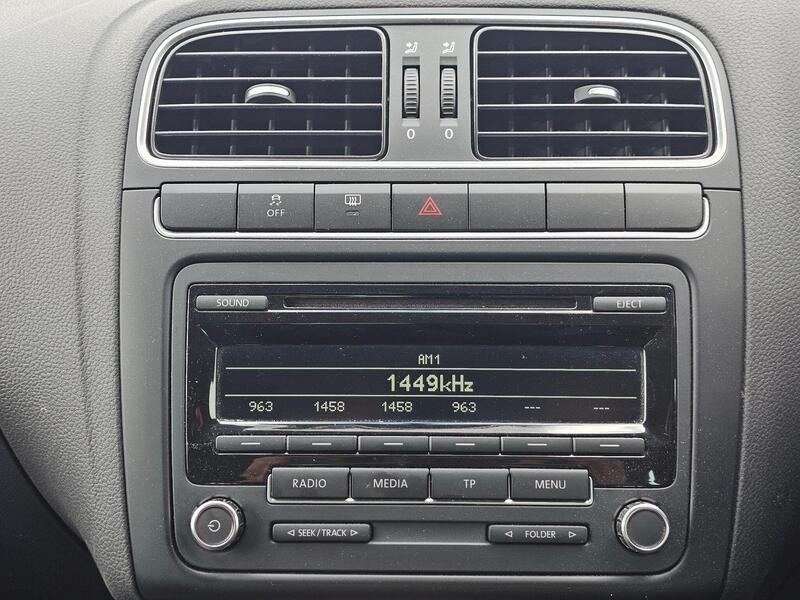 Volkswagen Polo view 13