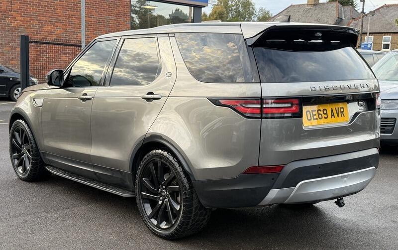 Land Rover Discovery 3 view 3
