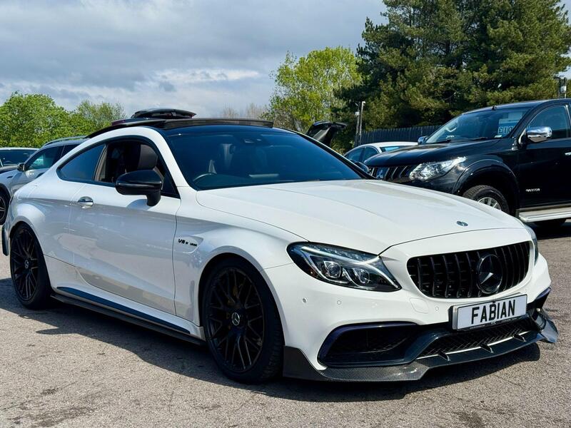 Mercedes-Benz C Class view 4