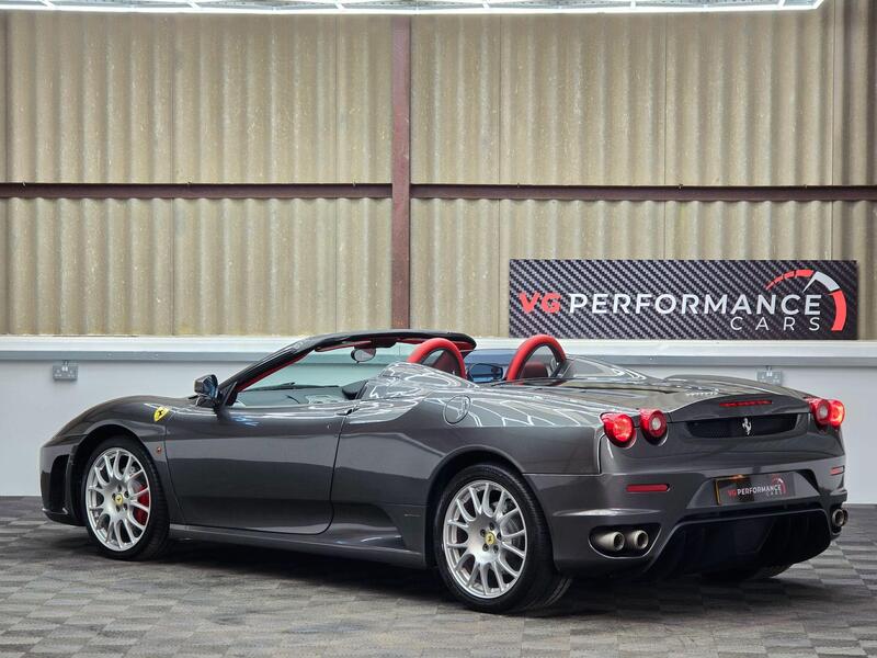 Ferrari F430 view 4