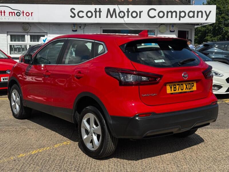 Nissan Qashqai view 2