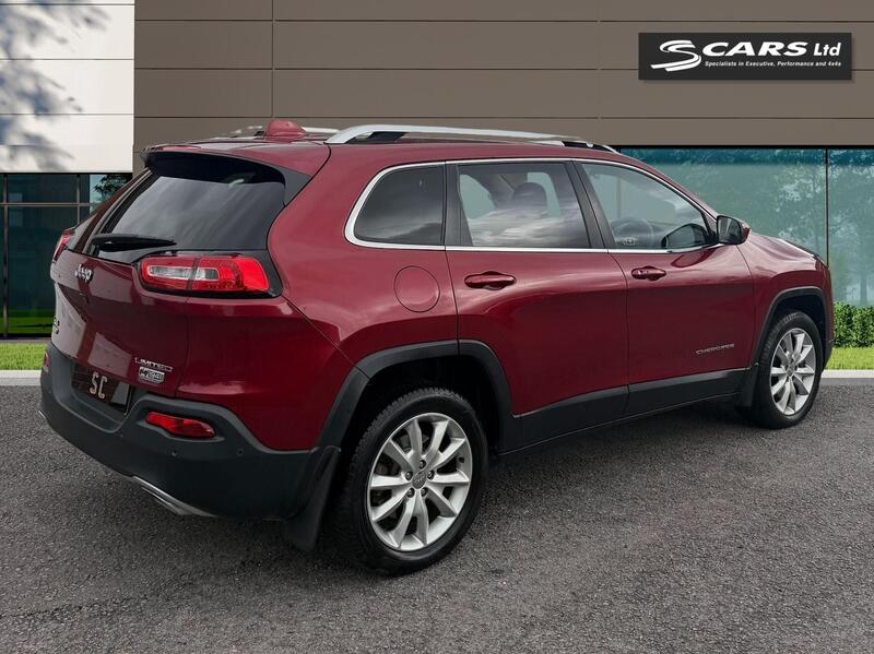 Jeep Cherokee view 4