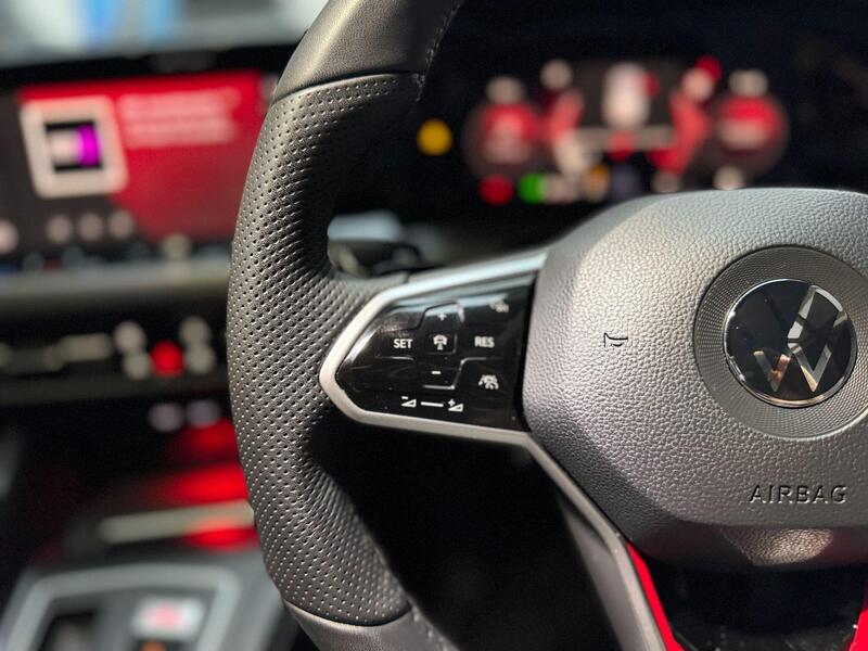 Volkswagen Golf view 46