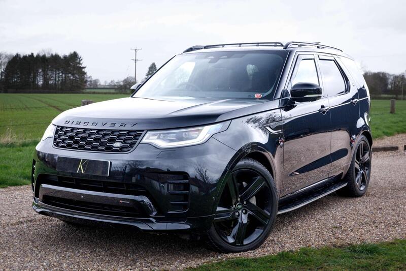 Land Rover Discovery 3 view 2