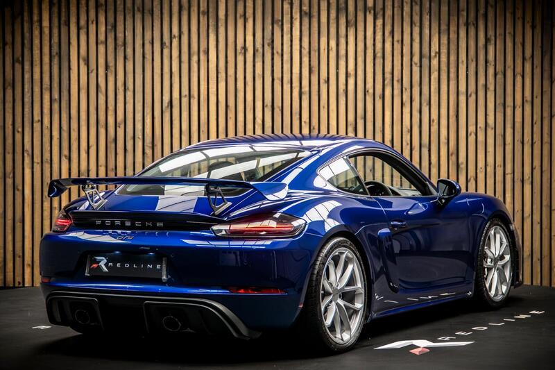 Porsche 718 Cayman view 4