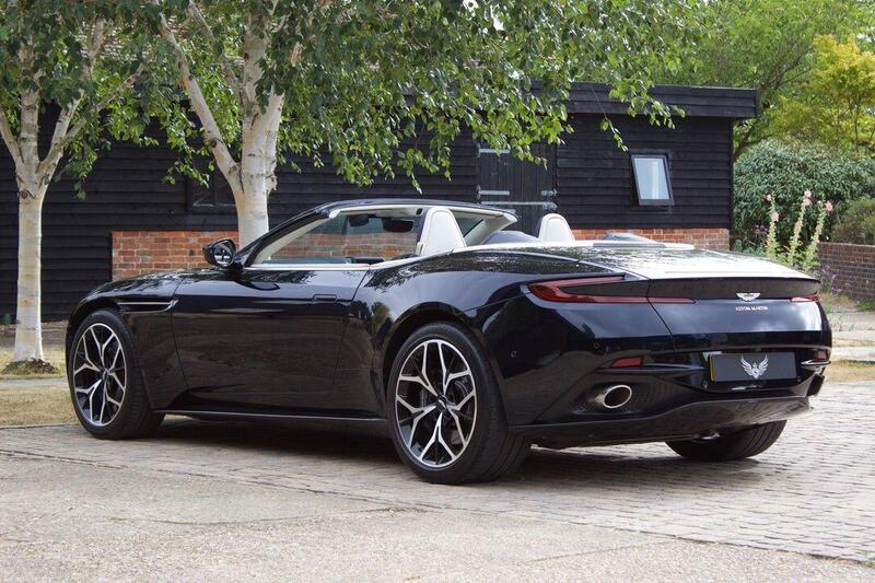 Aston Martin DB11 view 4