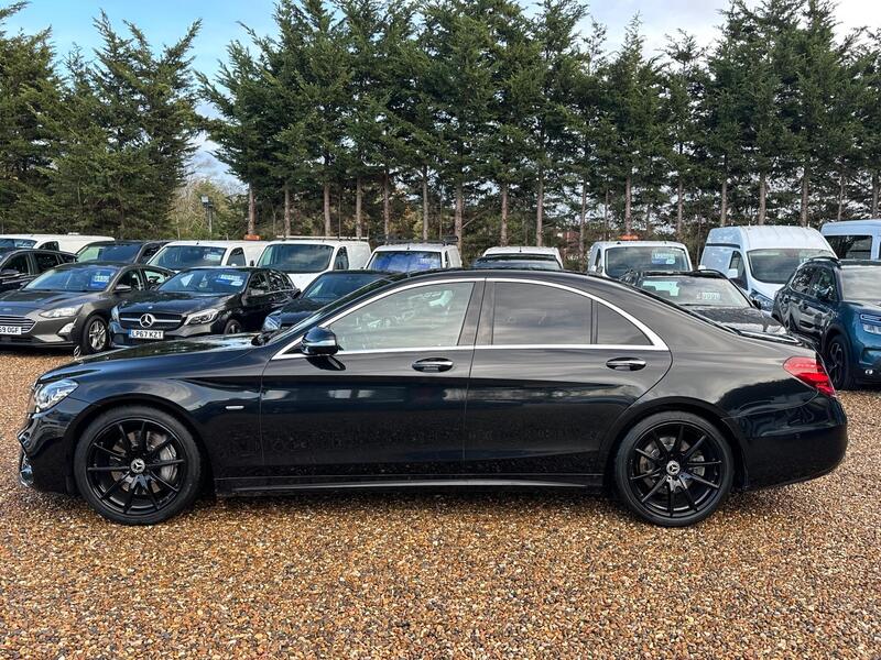 Mercedes-Benz S-Class view 2