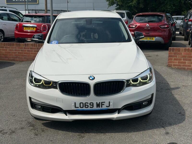 BMW 3 Series view 2