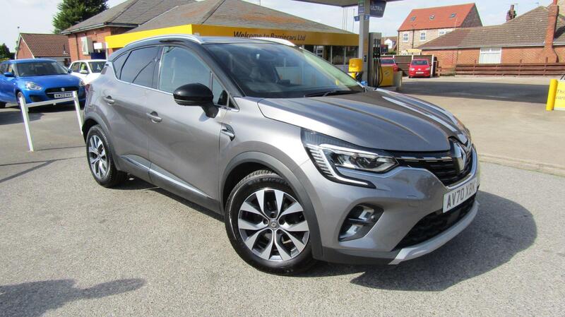 Renault Captur view 2