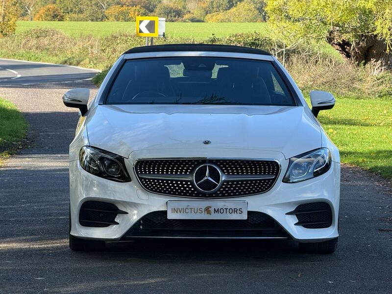 Mercedes-Benz E Class view 14