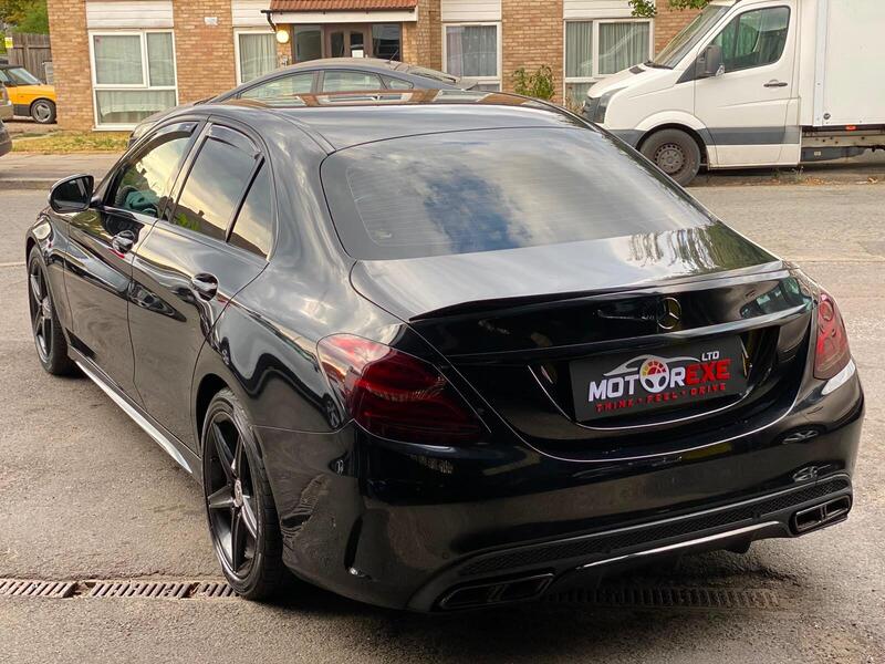 Mercedes-Benz C-Class view 6