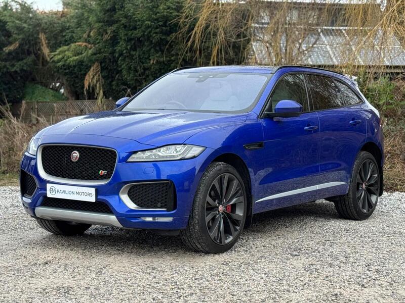 Jaguar F Pace view 5