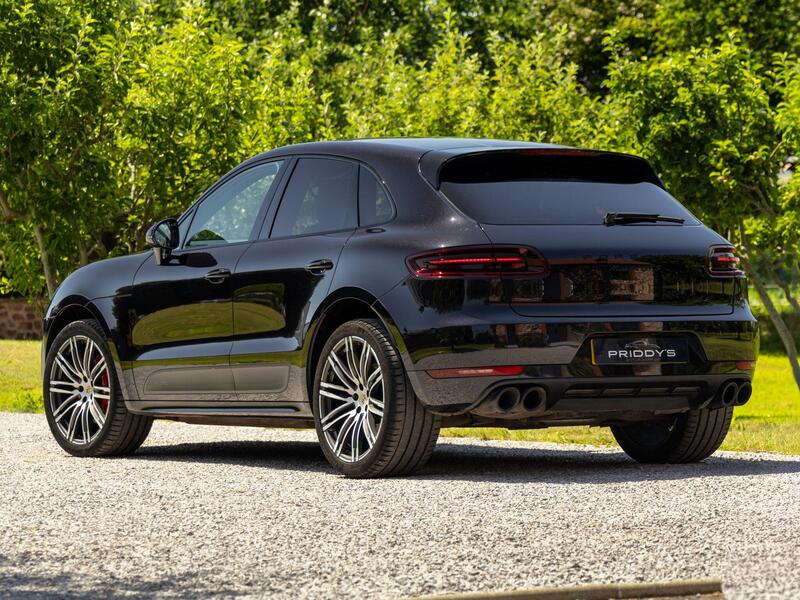 Porsche Macan view 2