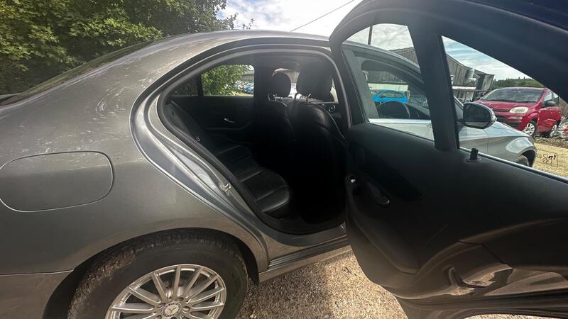 2015 Mercedes-Benz C Class — photo 22