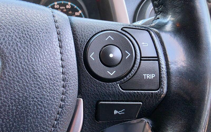 Toyota RAV4 2.5 VVT-h Excel CVT 4WD Euro 6 (s/s) 5dr thumbnail 33