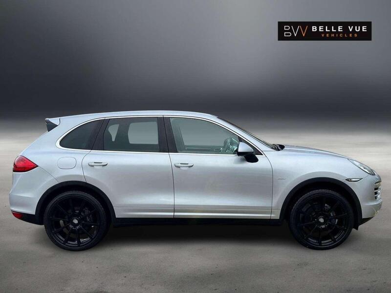 Porsche Cayenne view 2