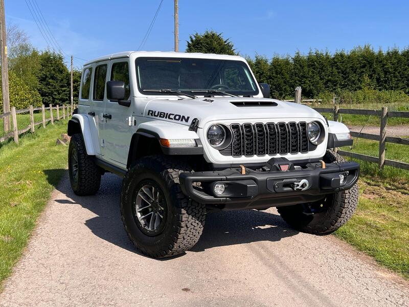 Jeep Wrangler main image