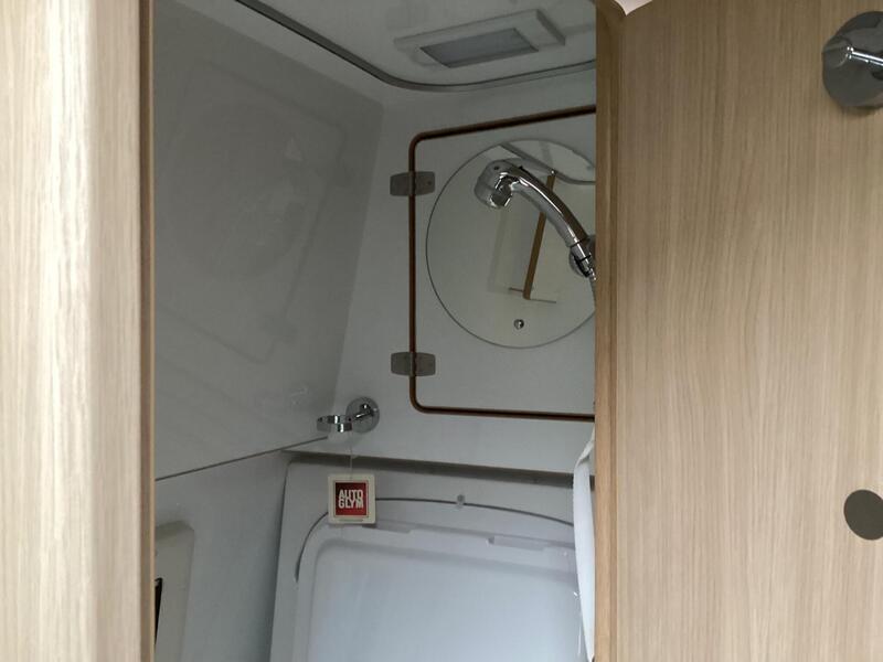 IH Motorhomes 710 IFLG — image 14