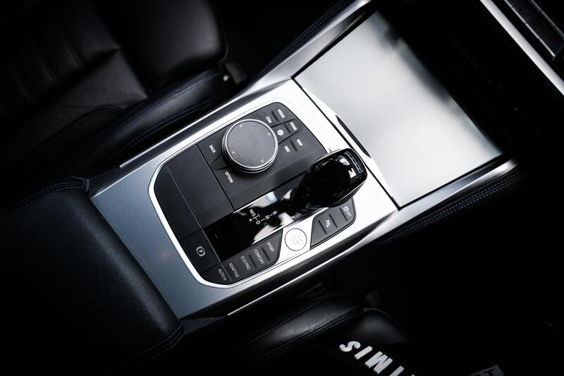 BMW 4 Series view 5
