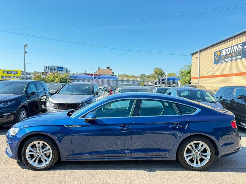 Audi A5 view 6
