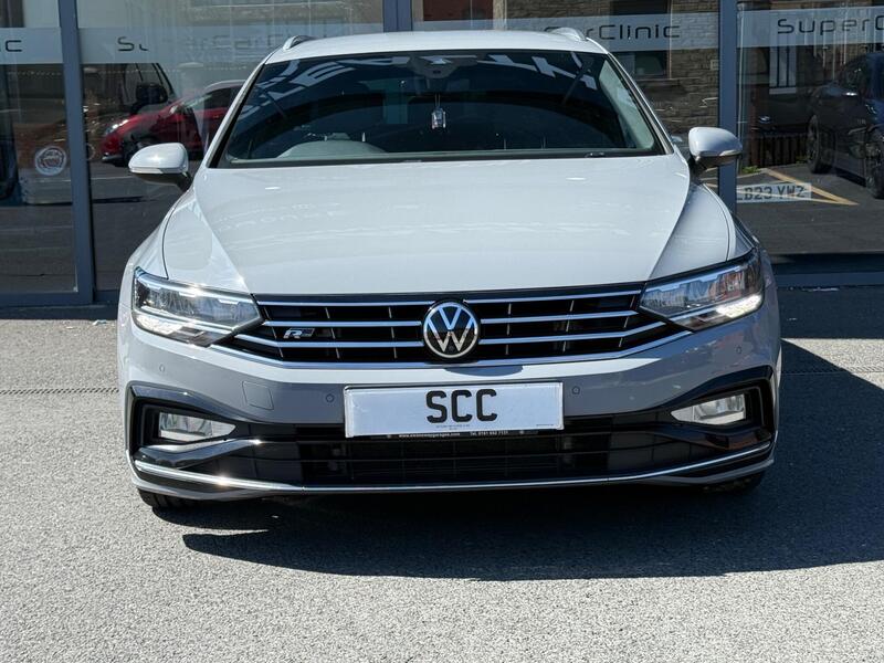 Volkswagen Passat view 6