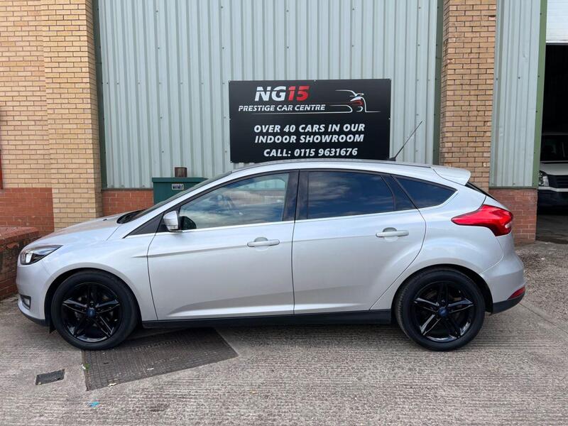 Ford Focus view 4