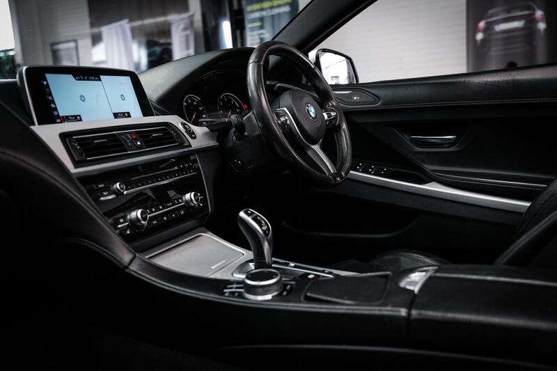 BMW 6 Series view 3