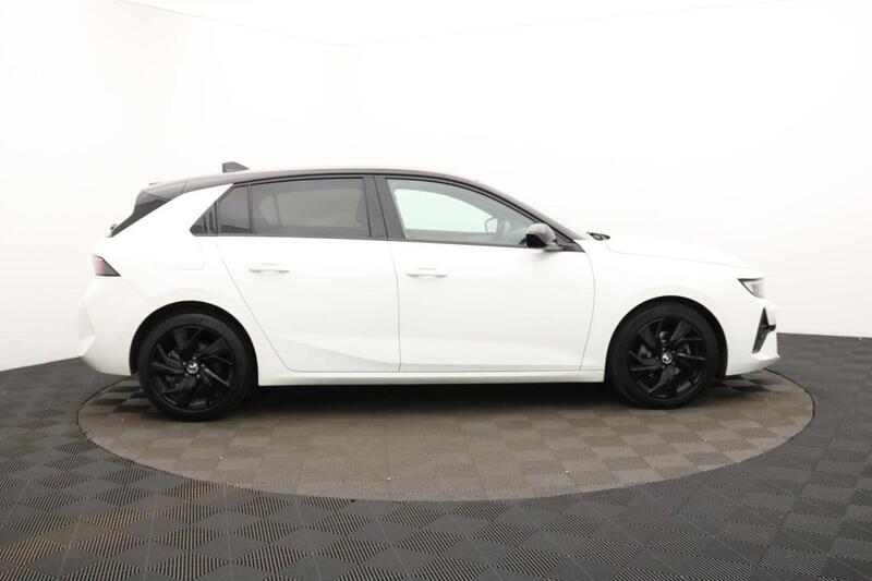 Vauxhall Astra view 2