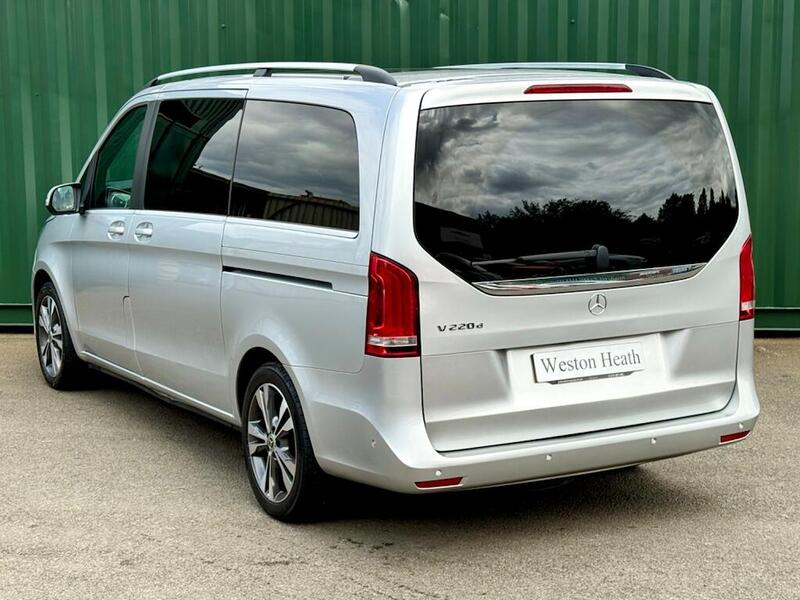 Mercedes-Benz V Class view 2