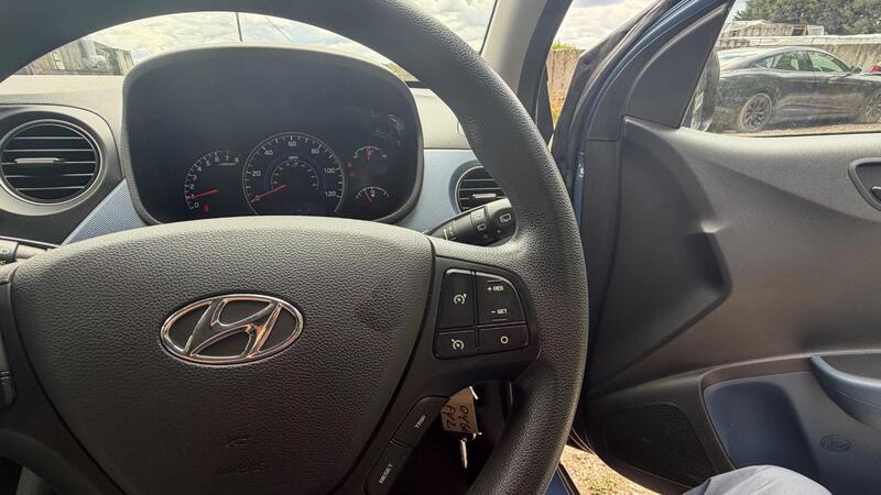 2016 Hyundai i10 — photo 15