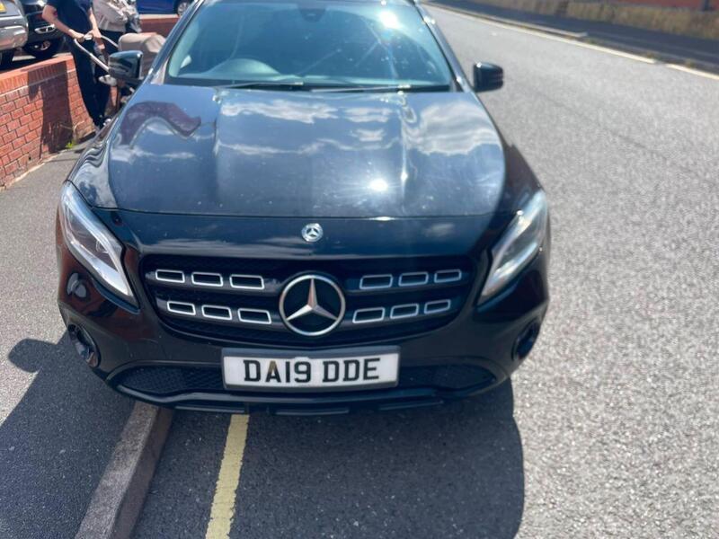 Mercedes-Benz Gla view 4