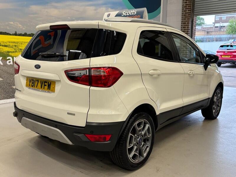 Ford Ecosport view 5