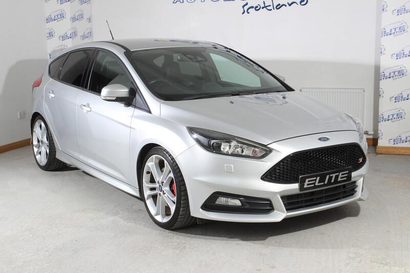 Ford Focus view 5