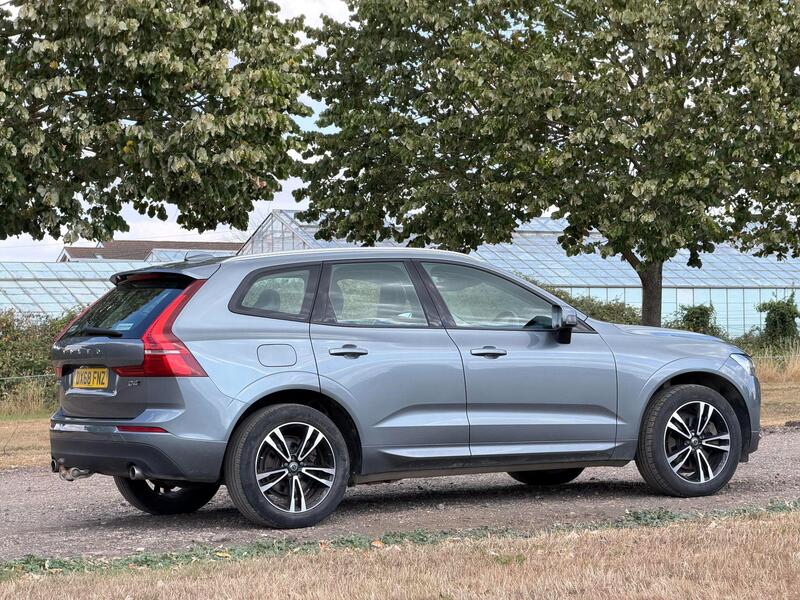 Volvo XC60 view 4