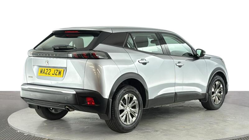 Peugeot 2008 view 4