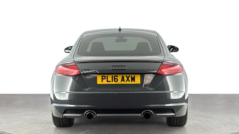 Audi TT view 5