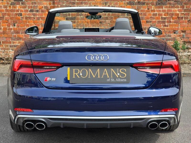 Audi S5 view 5
