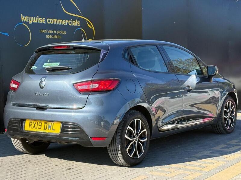 Renault Clio view 5